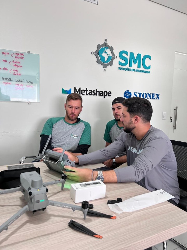 Treinamento prático de campo e operação SMC